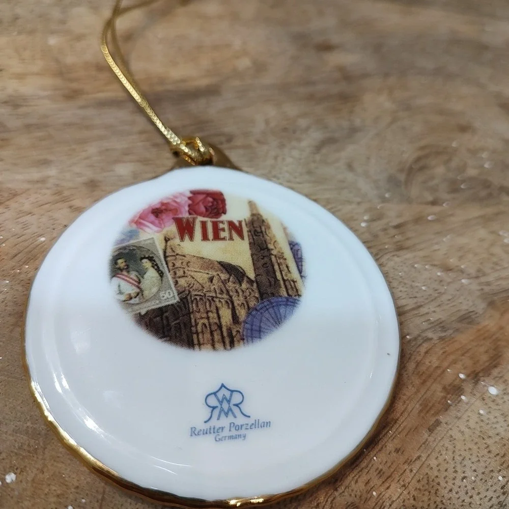 Reutter‎ Porcelain Wien Vienna Germany Ornament Christmas Holiday Vacation
